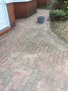 08B90EDE-FE4A-452B-BFF1-C19FB70C9717